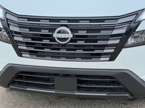 New 2026 Nissan Rogue SV w/ Cold Weather Package AWD/4WD image 36