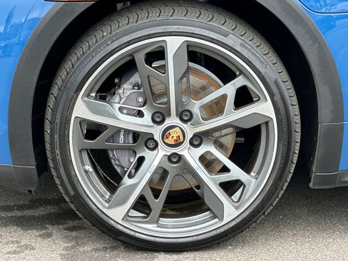 Certified 2024 Porsche Taycan 4 Cross Turismo AWD/4WD image 27