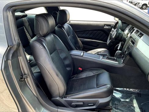 Used 2014 Ford Mustang GT Premium w/ Comfort Package RWD image 14