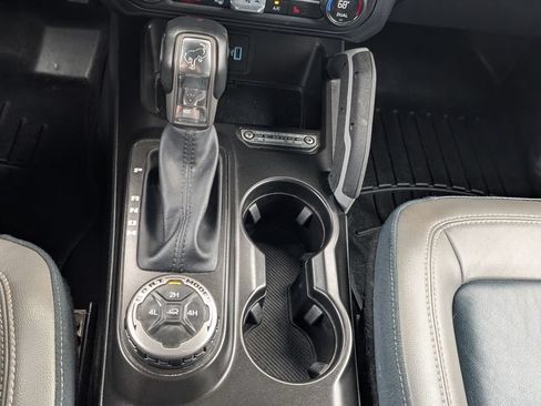 Used 2023 Ford Bronco Outer Banks AWD/4WD image 26