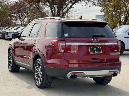 Used 2016 Ford Explorer Platinum image 7