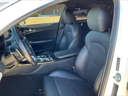 Certified 2023 Kia Stinger GT-Line image 11