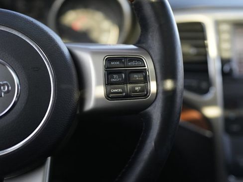 Used 2011 Jeep Grand Cherokee Overland AWD/4WD image 20