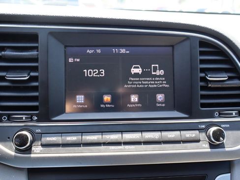 Used 2018 Hyundai Elantra SEL FWD image 16