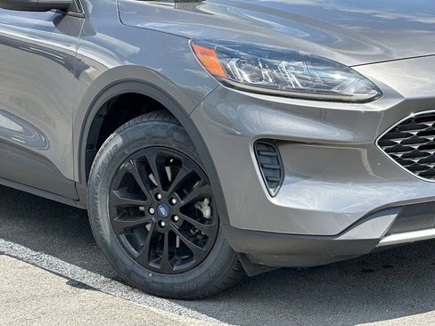 Used 2022 Ford Escape SE w/ Convenience Package FWD image 38
