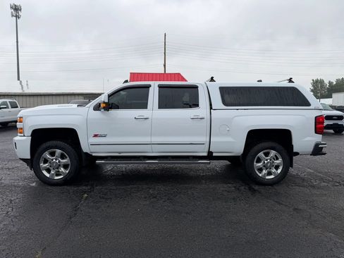 Used 2019 Chevrolet Silverado 2500 LTZ w/ Duramax Plus Package AWD/4WD image 9