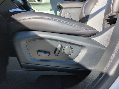 Certified 2023 Ford Explorer XLT w/ Equipment Group 202A image 21