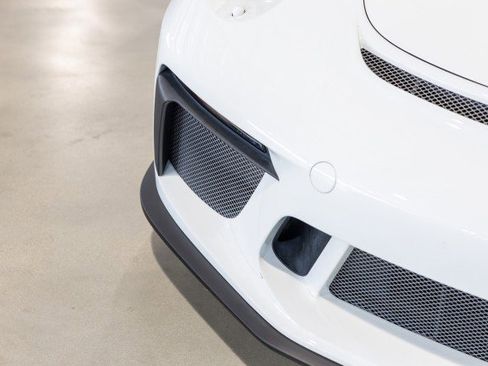Used 2018 Porsche 911 GT3 image 11
