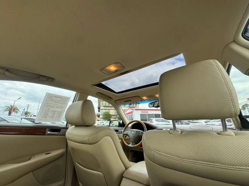 Used 2005 Lexus ES 330 FWD image 25