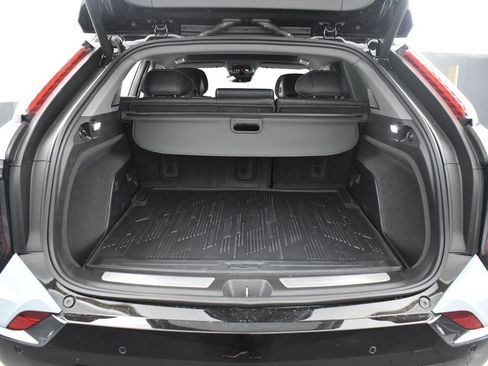 New 2026 Cadillac Optiq Sport 2 image 32