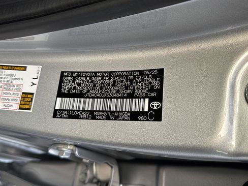 New 2025 Toyota Prius Plug-In Hybrid image 31