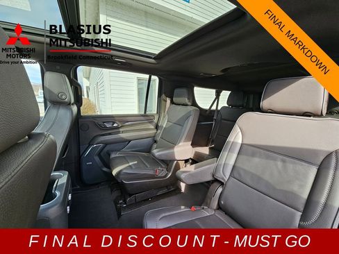 Used 2023 GMC Yukon XL Denali image 25