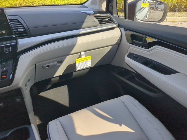 New 2026 Honda Odyssey Touring image 15
