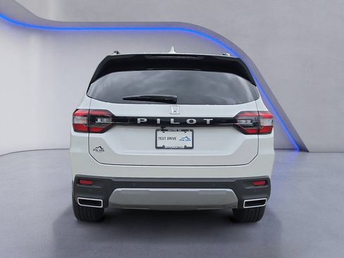 New 2026 Honda Pilot EX-L image 4