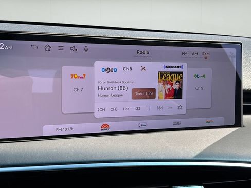 Certified 2026 Genesis GV70 2.5T AWD/4WD image 26
