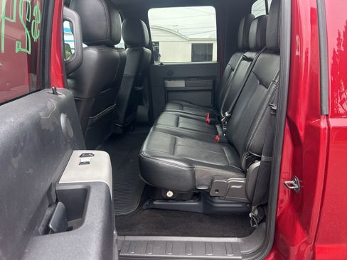 Used 2014 Ford F350 Lariat w/ Lariat Ultimate Package AWD/4WD image 32