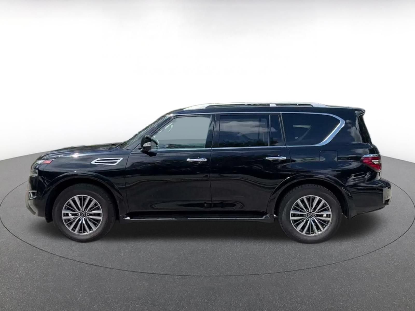 Used 2024 Nissan Armada SL RWD image 8