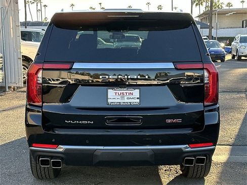 Used 2025 GMC Yukon Denali image 5