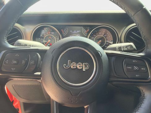 Used 2019 Jeep Wrangler Unlimited Sport S AWD/4WD image 24