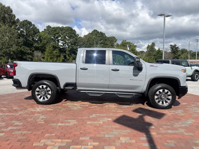 Used 2025 Chevrolet Silverado 2500 Custom w/ Z71 Off-Road Package AWD/4WD image 37