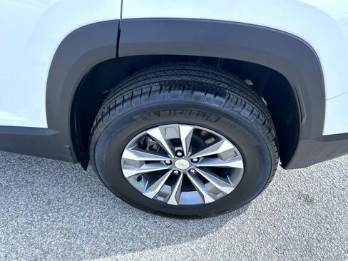 Certified 2025 Chevrolet Equinox LT AWD/4WD image 22