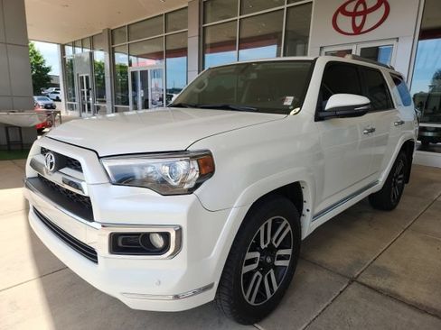 Used 2016 Toyota 4Runner Limited AWD/4WD image 6