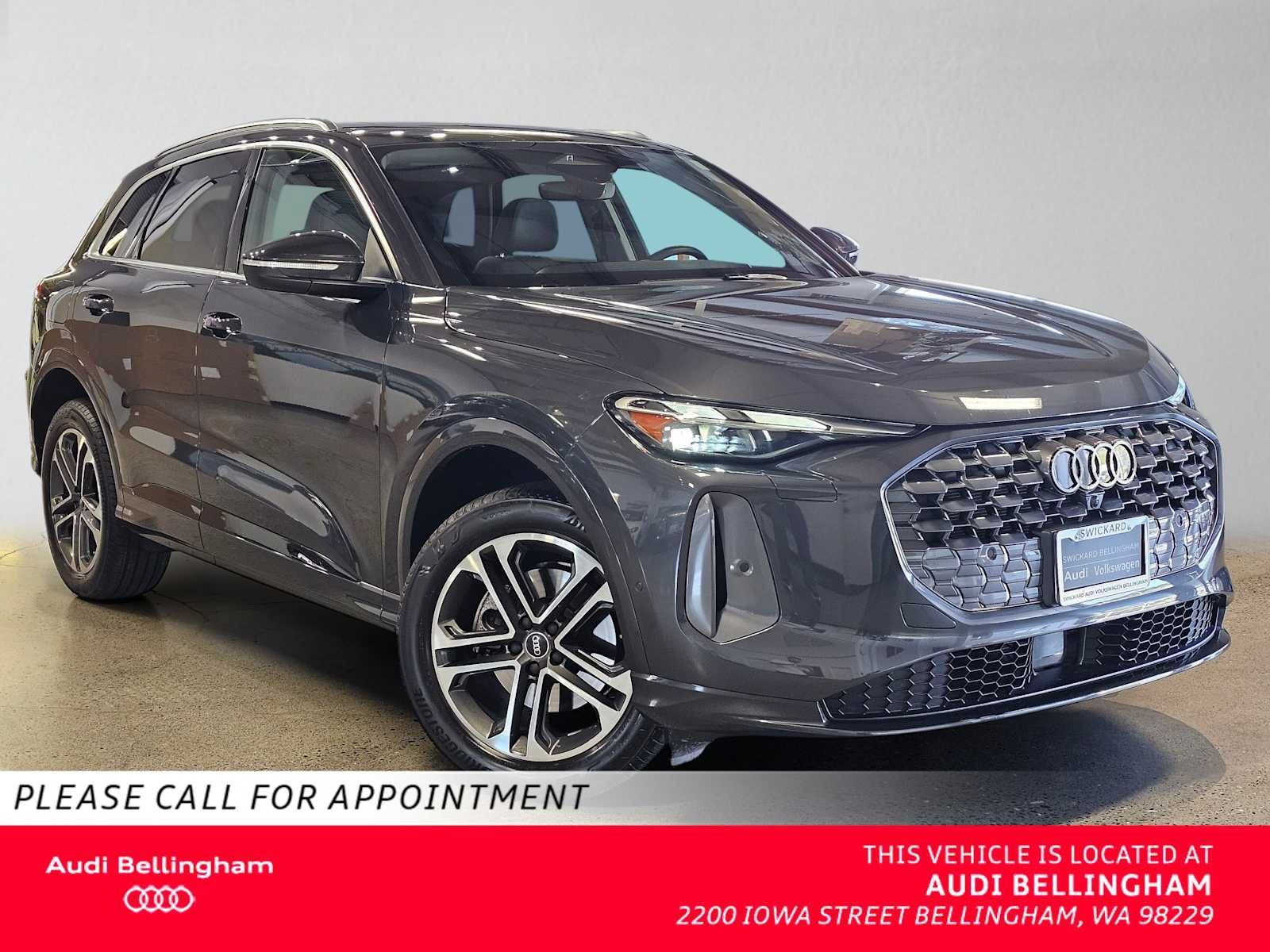 Used 2025 Audi Q5 Premium w/ Convenience Package AWD/4WD image 1