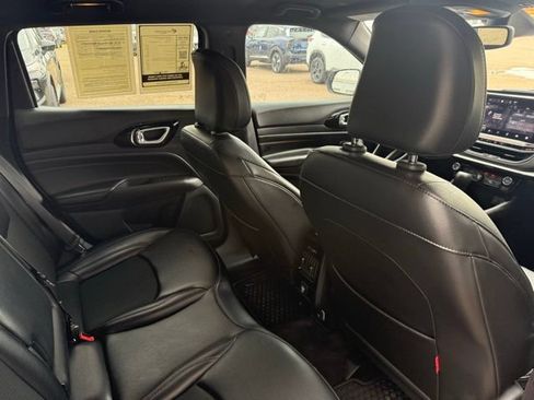 Used 2023 Jeep Compass Trailhawk AWD/4WD image 22
