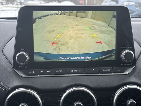 Used 2024 Nissan Sentra SV image 16