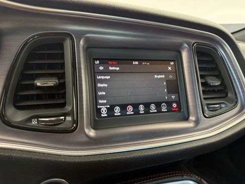 Used 2018 Dodge Challenger R/T w/ Sound Group RWD image 27