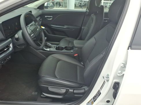 New 2026 Kia K4 EX image 11