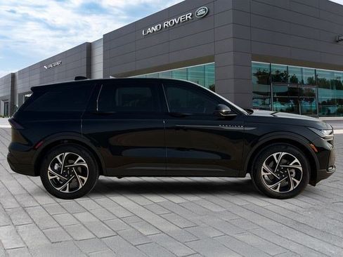Used 2026 Lincoln Nautilus Premier w/ Equipment Group 102A AWD/4WD image 6