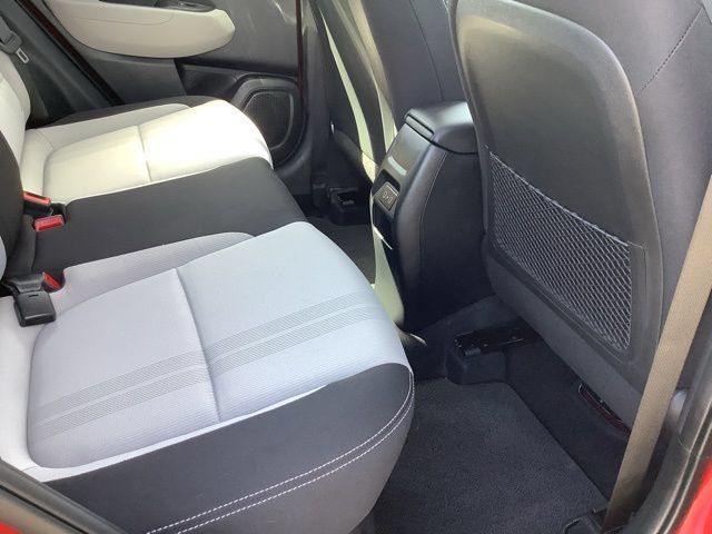 Used 2026 Hyundai Venue SEL FWD image 34