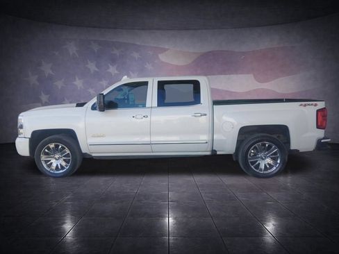 Used 2016 Chevrolet Silverado 1500 High Country w/ High Country Premium Package AWD/4WD image 2