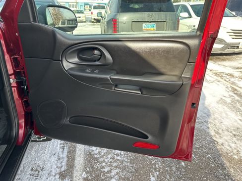 Used 2009 Chevrolet TrailBlazer LT w/ Sun And Sound Package image 36