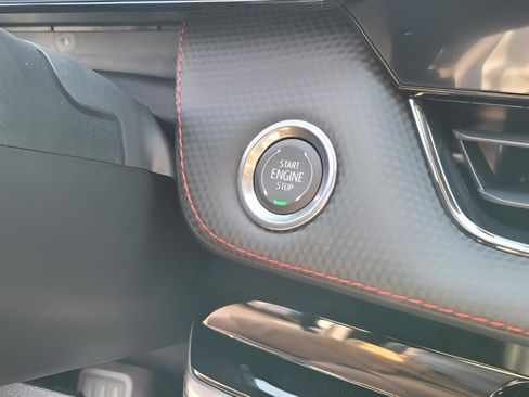 Used 2026 Chevrolet Equinox RS w/ LPO, Floor Liner Package image 11