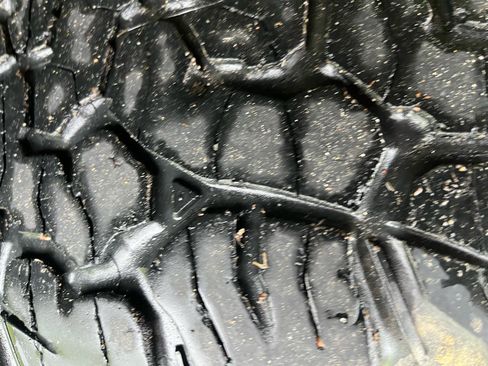 Used 2013 Ford F150 XLT w/ Luxury Equipment Group AWD/4WD image 10