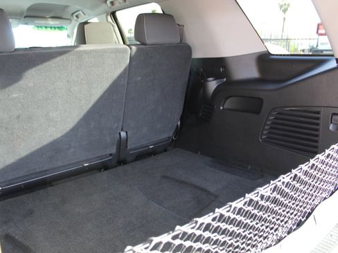 Used 2018 Chevrolet Tahoe LS image 10