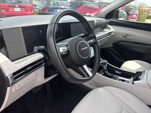 Certified 2025 Hyundai Tucson SEL AWD/4WD image 14