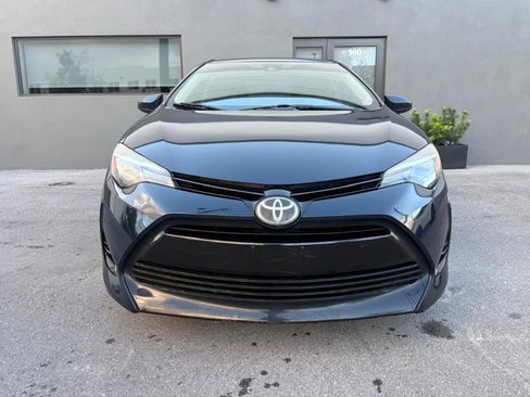Used 2018 Toyota Corolla XLE image 5