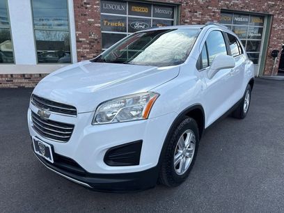 Used 2016 Chevrolet Trax LT w/ LT Sun and Sound Package