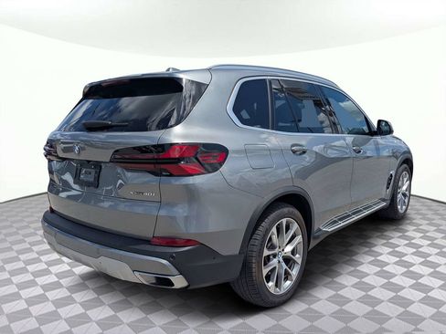 Used 2024 BMW X5 xDrive40i AWD/4WD image 4