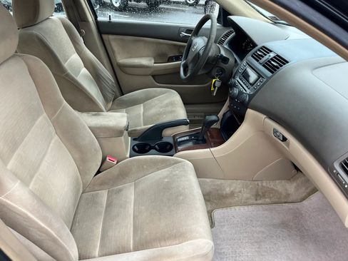 Used 2007 Honda Accord EX image 12