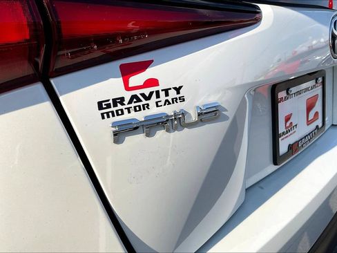 Used 2022 Toyota Prius LE FWD image 13