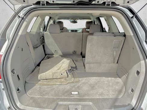 Used 2009 Chevrolet Traverse LT AWD/4WD image 12