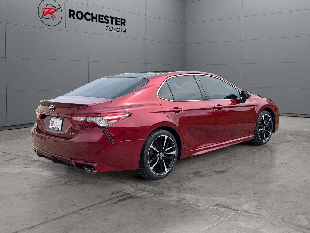 Certified 2018 Toyota Camry XSE FWD image 5