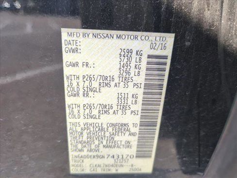 Used 2016 Nissan Frontier SV image 15