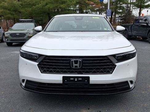 Used 2023 Honda Accord EX-L image 2