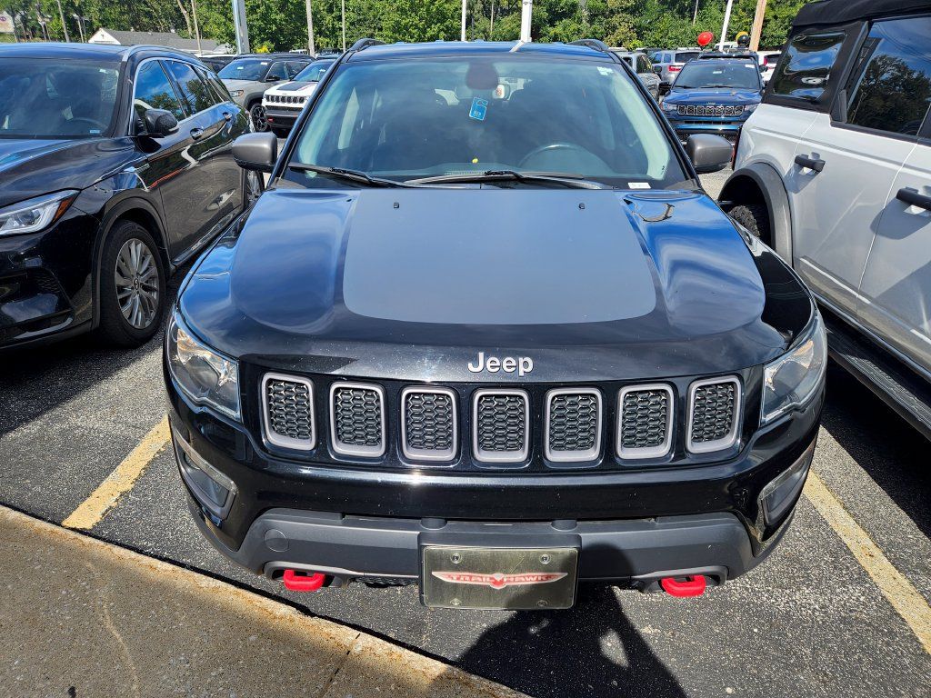 Used 2020 Jeep Compass Trailhawk w/ Cold Weather Group AWD/4WD image 2