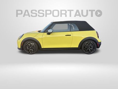 Used 2025 MINI Cooper S image 9
